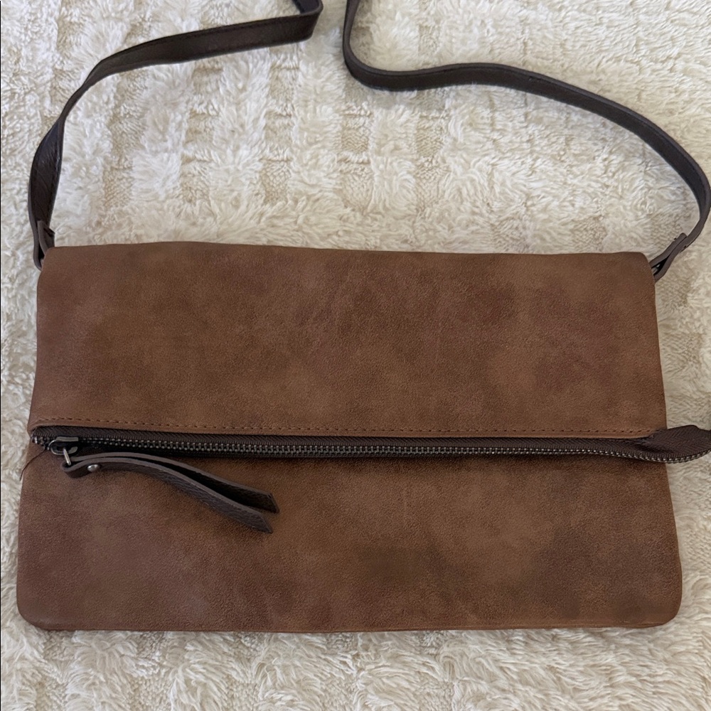 🔥  BROWN LEATHER CROSSBODY BAG — GREAT CONDITION! 🔥